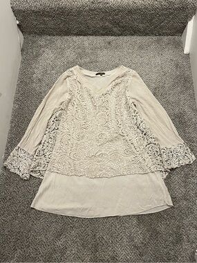 Piazza Roma cream Blouse Women’s Size medium